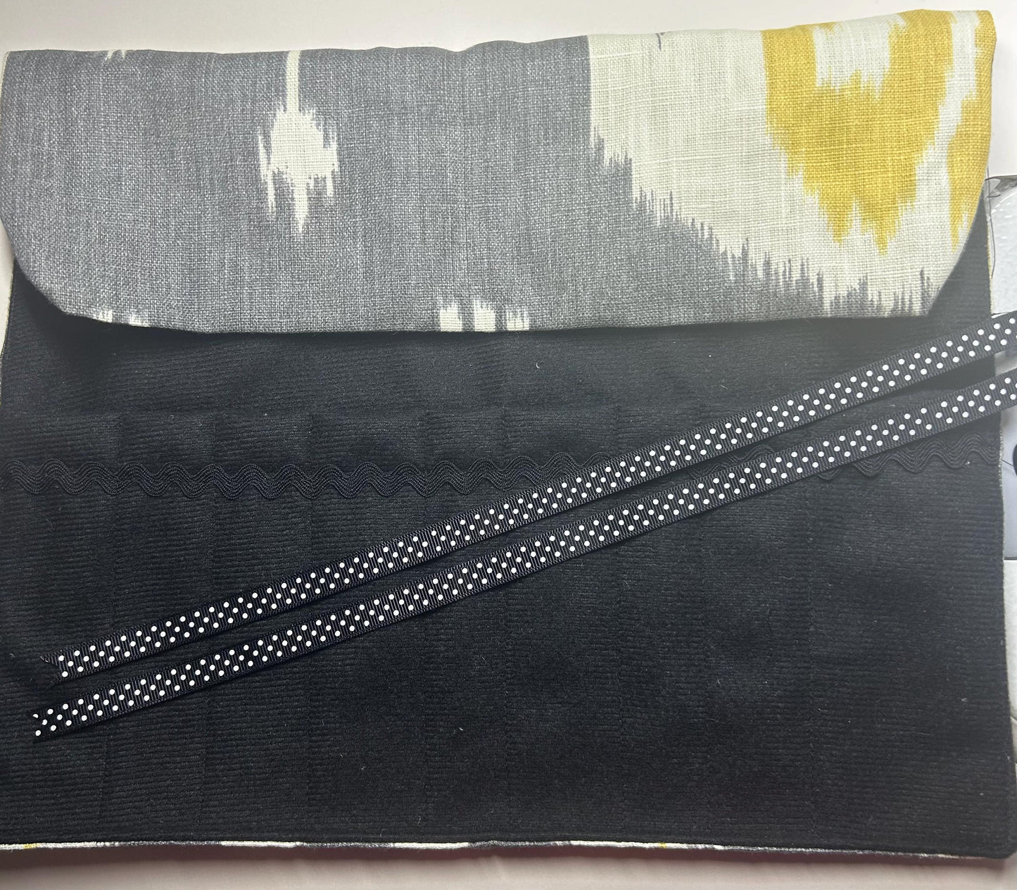 Geometric Makeup Brush Roll-Up Pouch: Gray-Yellow Fabric, Open-Flat Design