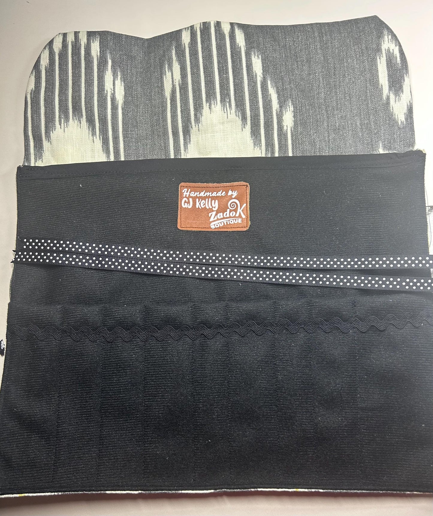 Geometric Makeup Brush Roll-Up Pouch: Gray-Yellow Fabric, Open-Flat Design