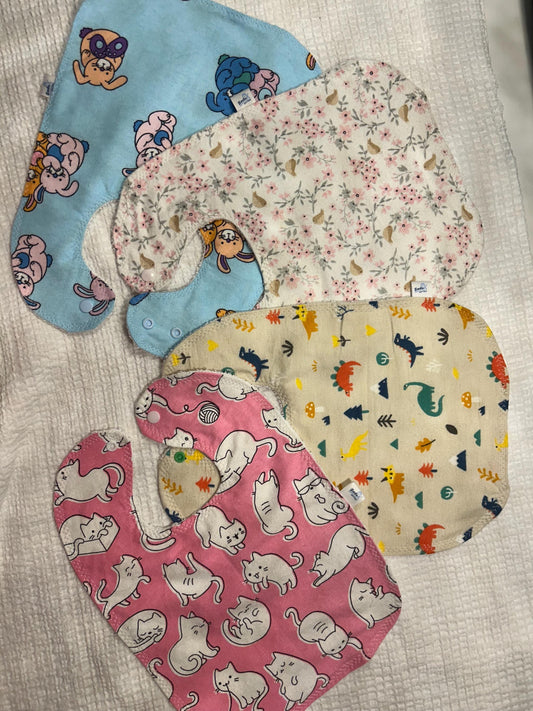 Baby Bib (0-3 Years) - Cotton Flannel (12.5x8.5 inch) - Handmade in Canada