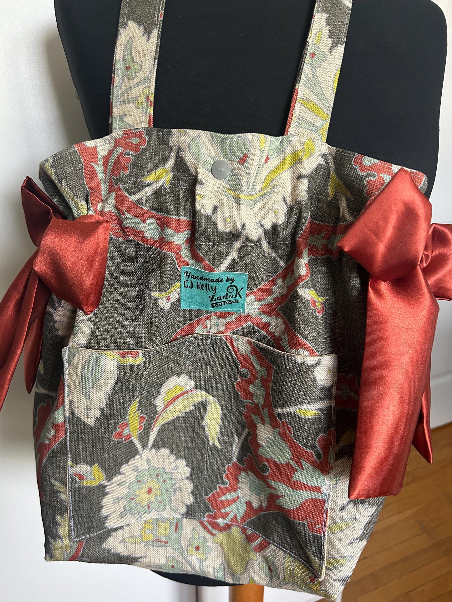 Drawstring Tote Bag with Pockets & Bows: Large Shoulder Bag for Laptop