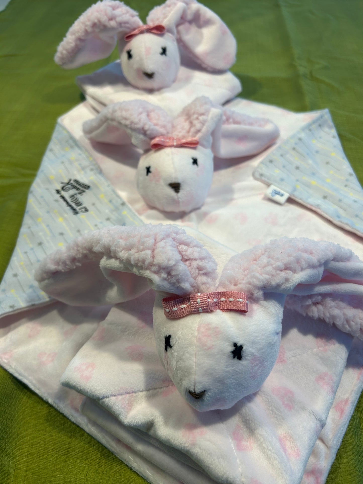 Bunny Lovey Comforter - Baby blanket - Blue or Pink