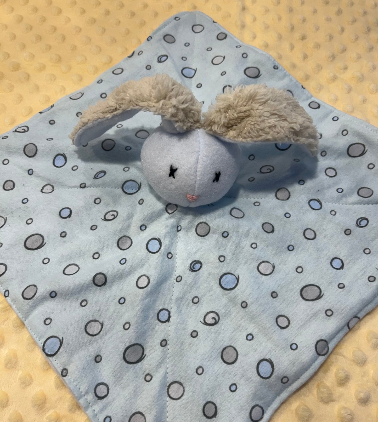 Bunny Lovey Comforter - Baby blanket - Blue or Pink