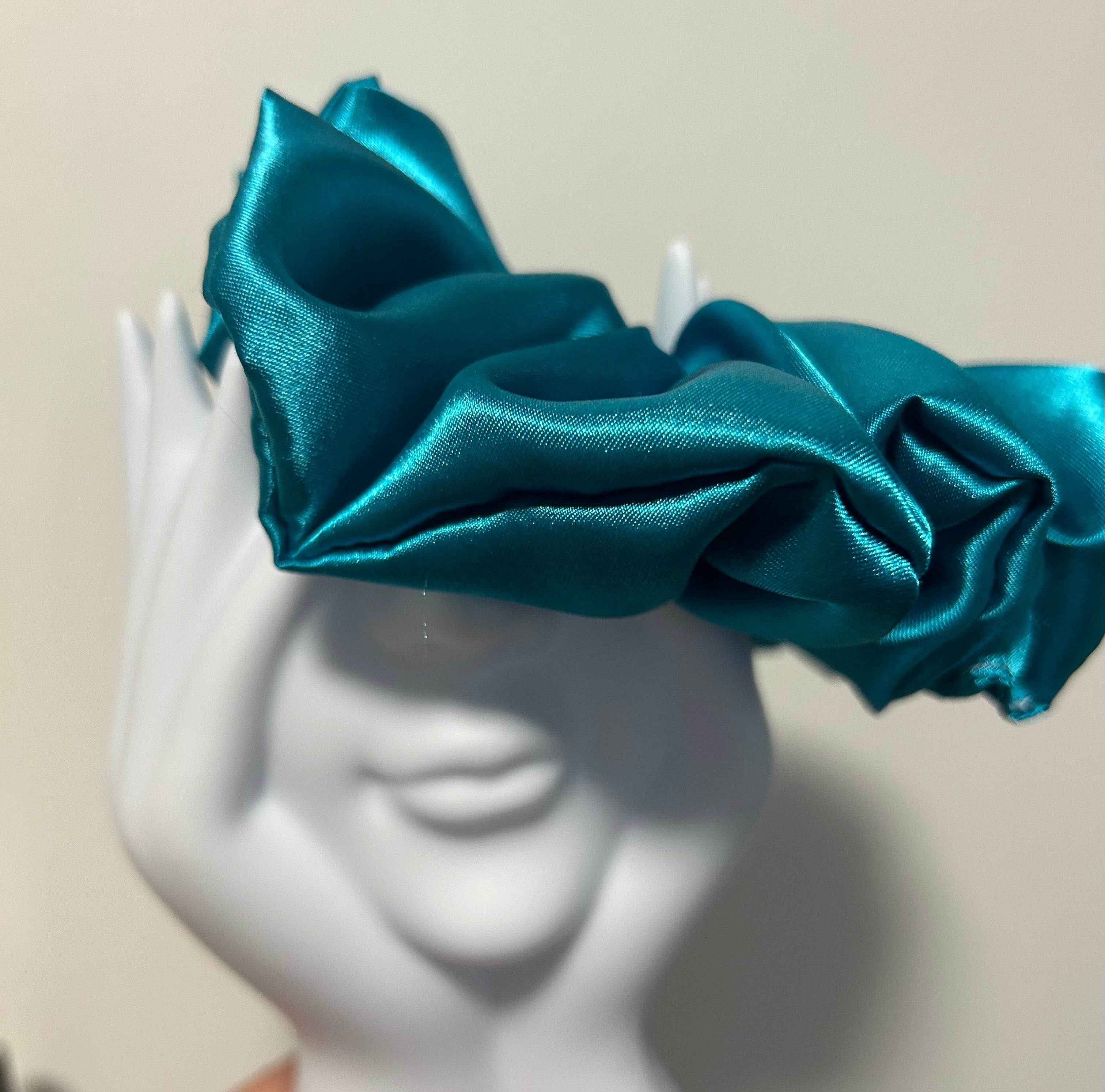 Scrunchie Satin XXL - Soft Hair Tie - Handmade in Canada