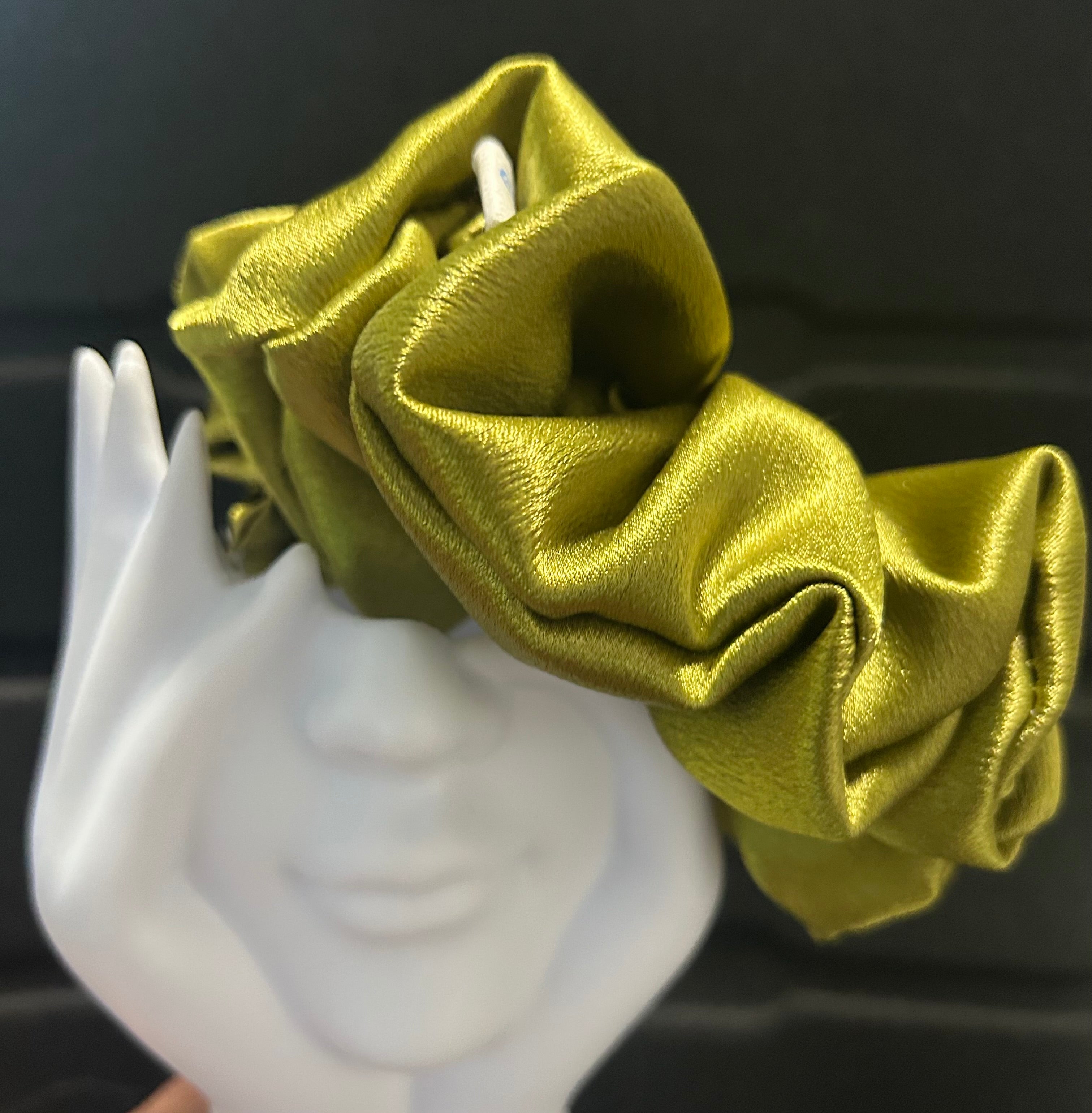 Scrunchie Satin XXL - Soft Hair Tie - Handmade in Canada