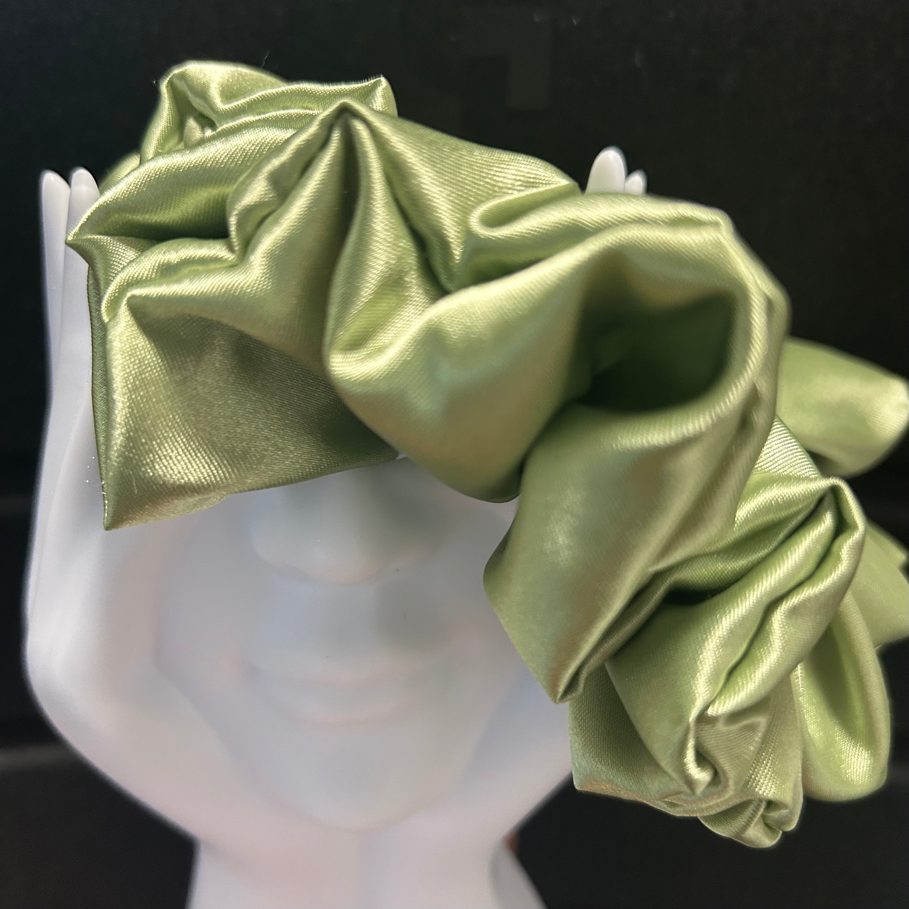 Scrunchie Satin XXL - Soft Hair Tie - Handmade in Canada