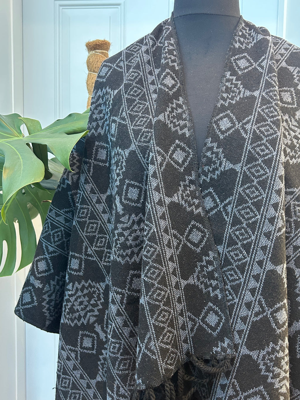 Poncho -  Black & Grey | Reversible Wool-Blend