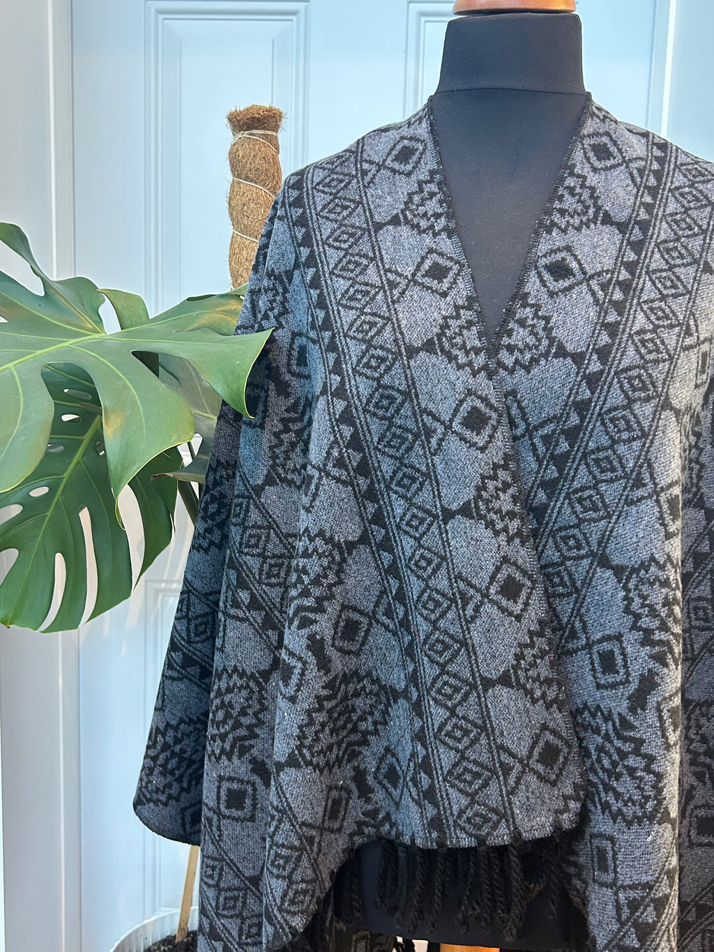 Poncho -  Black & Grey | Reversible Wool-Blend