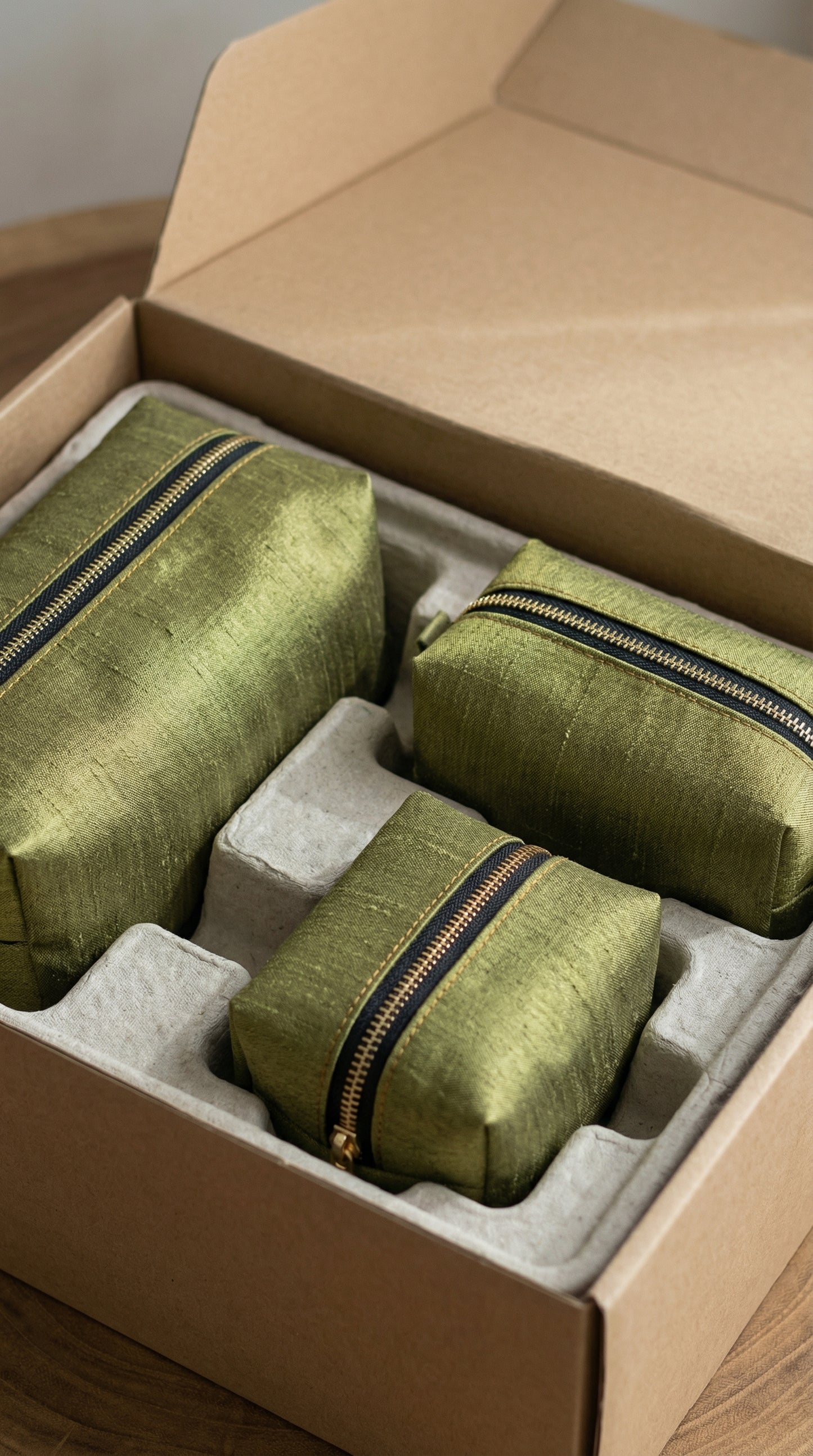 Boxy Makeup Bags: Mint Green & Gold, Raw Silk