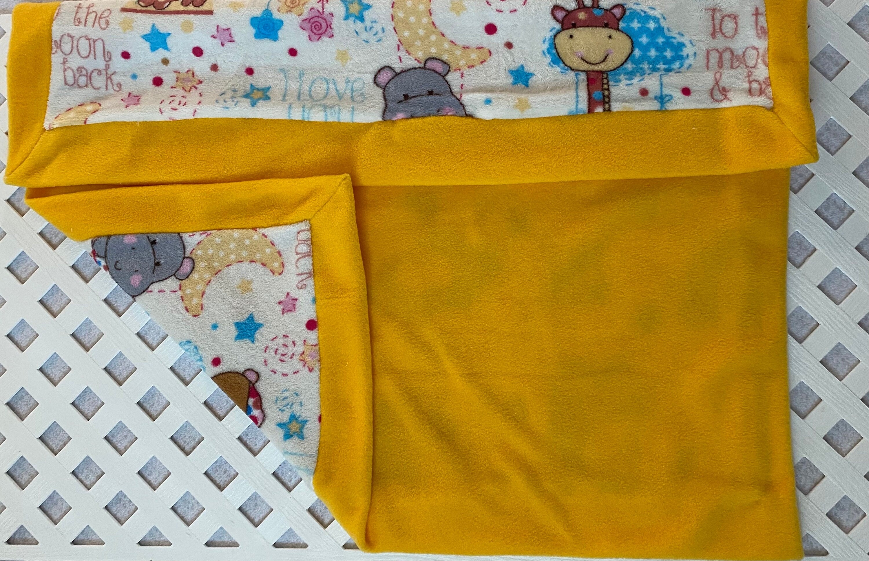Baby Blanket - Fleece/Flannelette Self-Binding / Yellow  "I love you to the moon and back" | baby shower gift