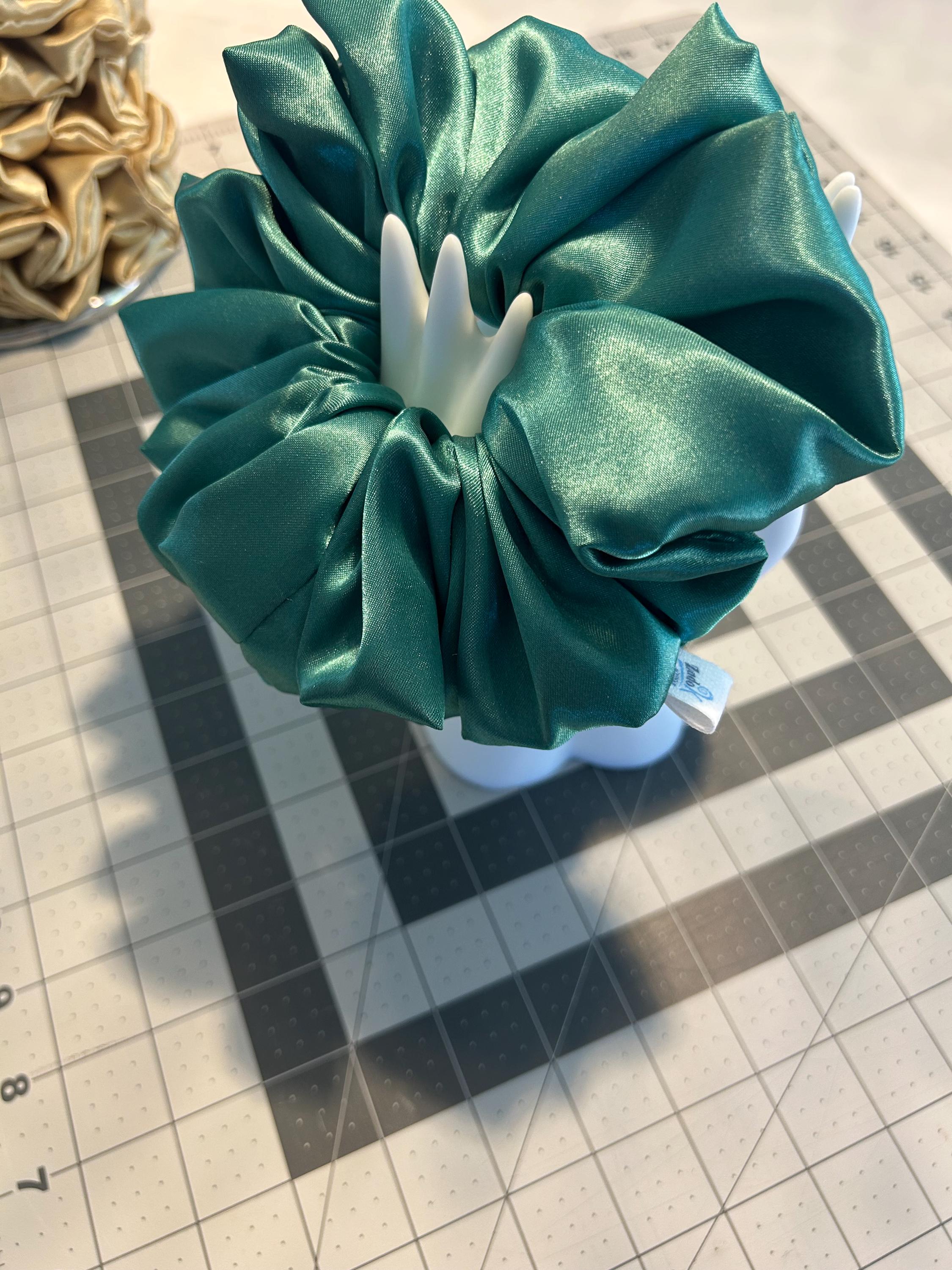 Scrunchie Satin XXL - Soft Hair Tie - Handmade in Canada