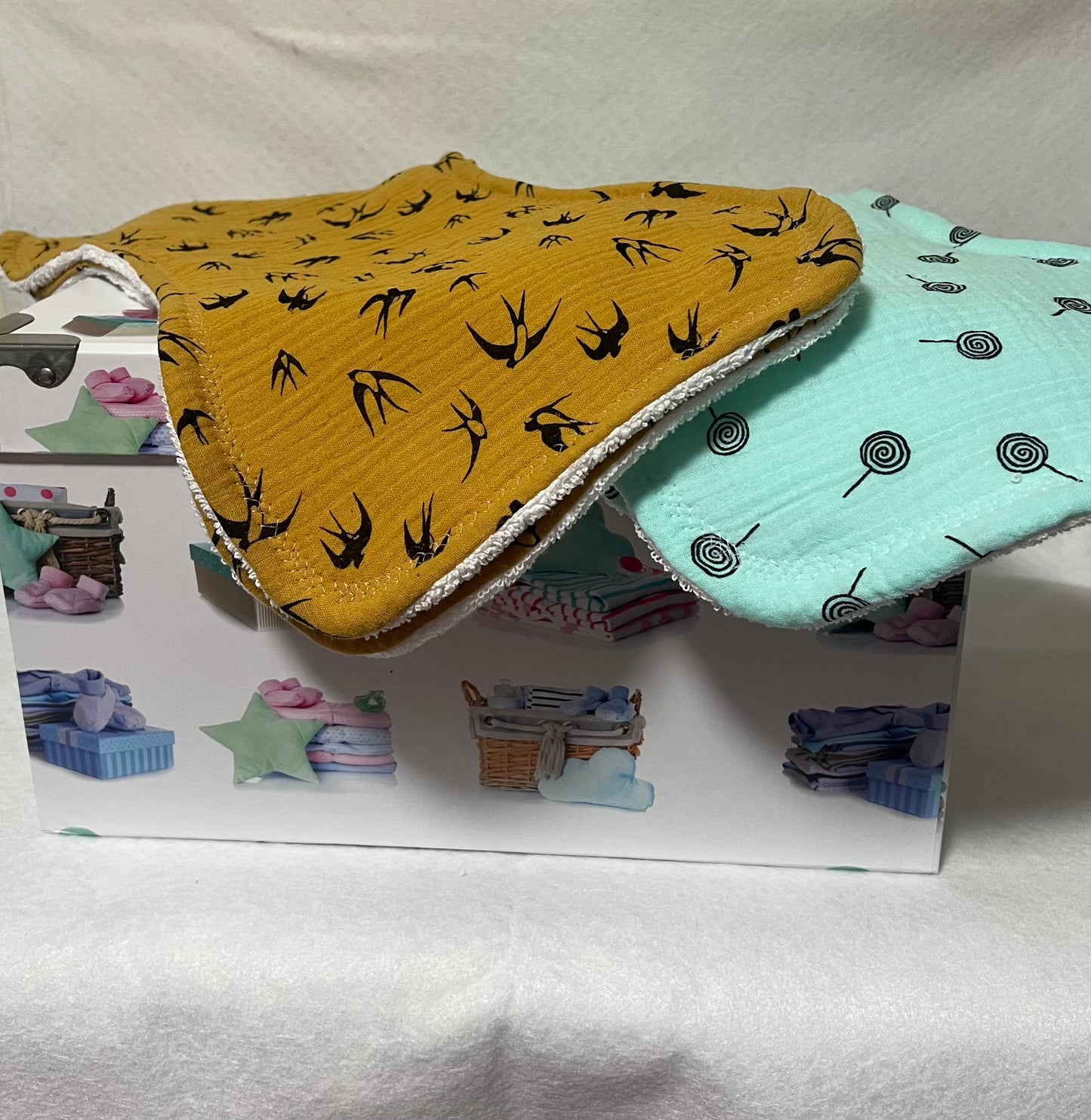 Burp Cloth - Organic Cotton Double Gauze | Special DISCOUNTED rates for Set of 2, 4 or 6 !! - baby shower gift | baby gift!